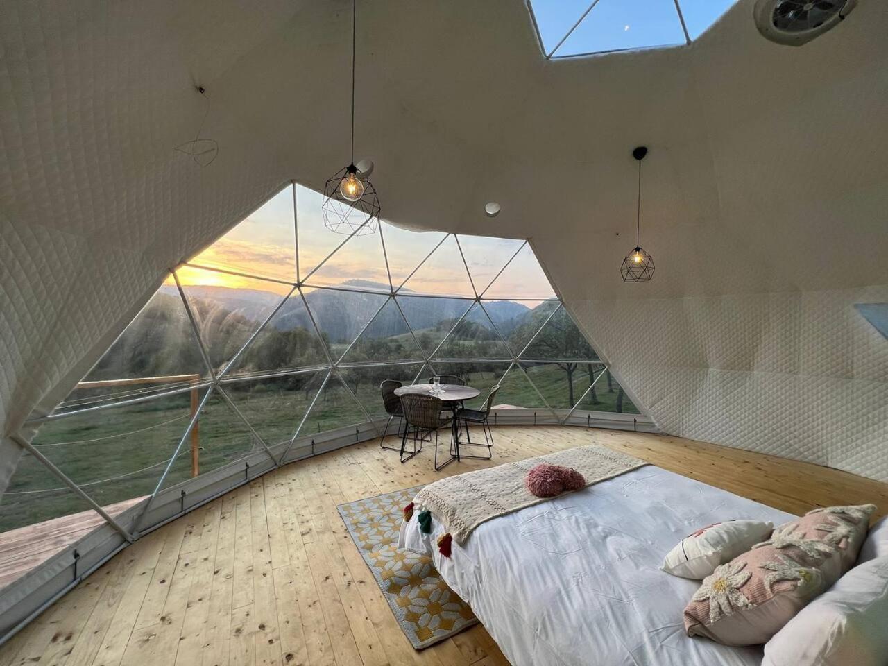Tranquil Dome - Manta'S Retreat Glamping Cornereva Hotel Exterior photo