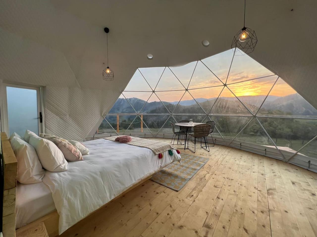 Tranquil Dome - Manta'S Retreat Glamping Cornereva Hotel Exterior photo